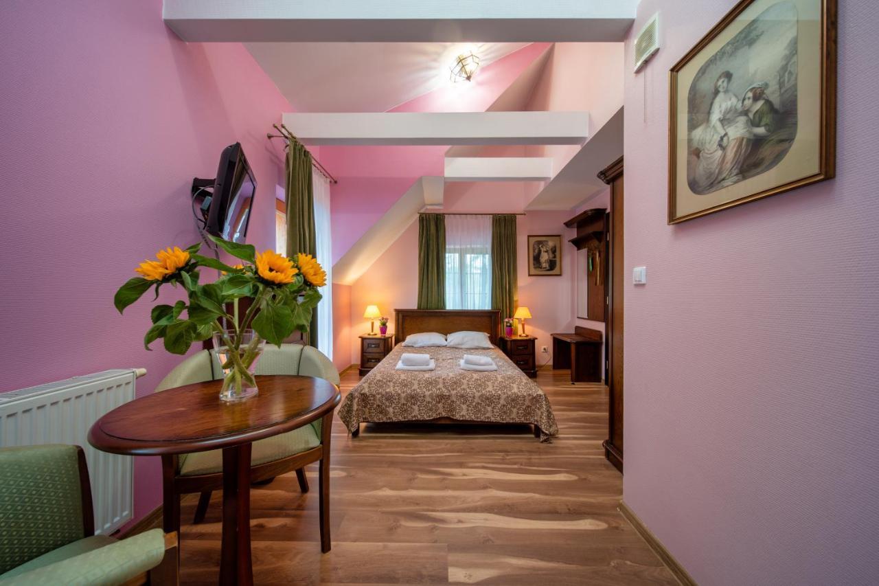 Hotel Modrzewiowka Lanckorona Extérieur photo